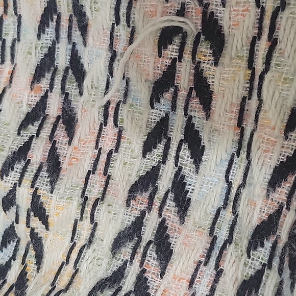 Modena oversized poncho wrap black cream split front one size - Picture 7 of 7